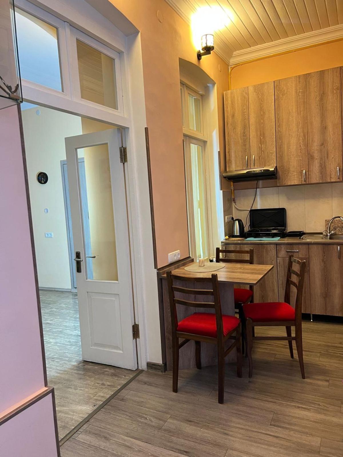 Sayat Nova Apartments 第比利斯 外观 照片