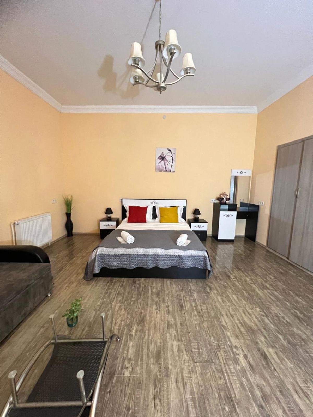 Sayat Nova Apartments 第比利斯 外观 照片